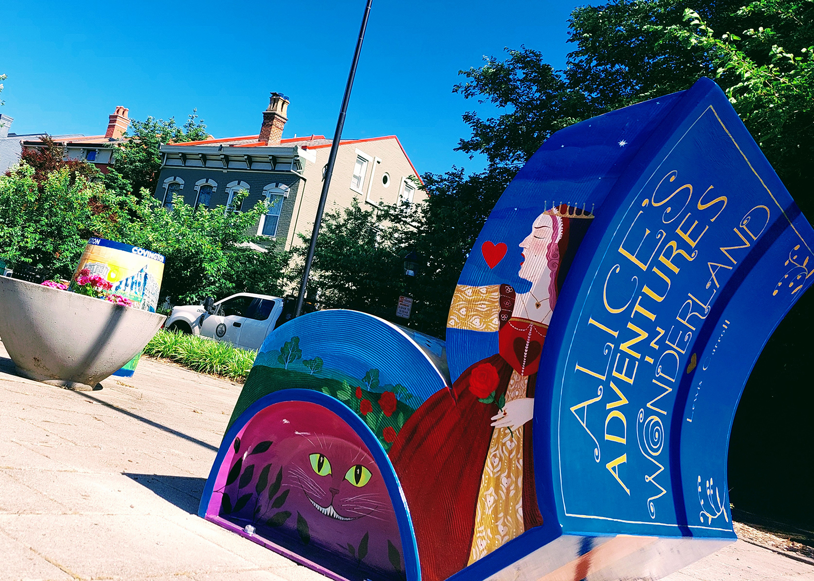 Alice in Wonderland Book Bench